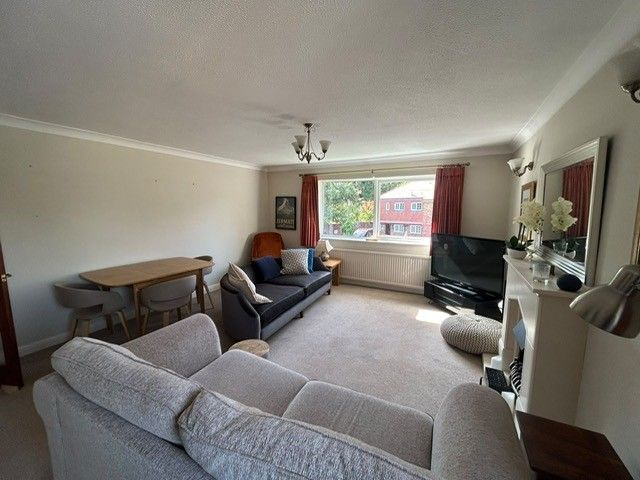 Property photo 3 of 11