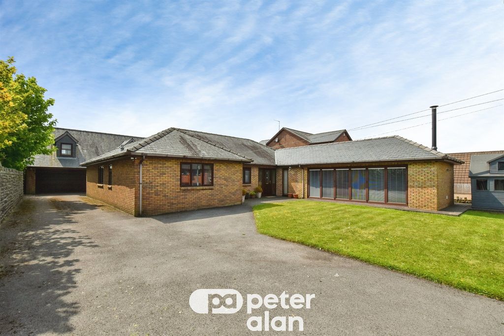 Property photo 1 of 42