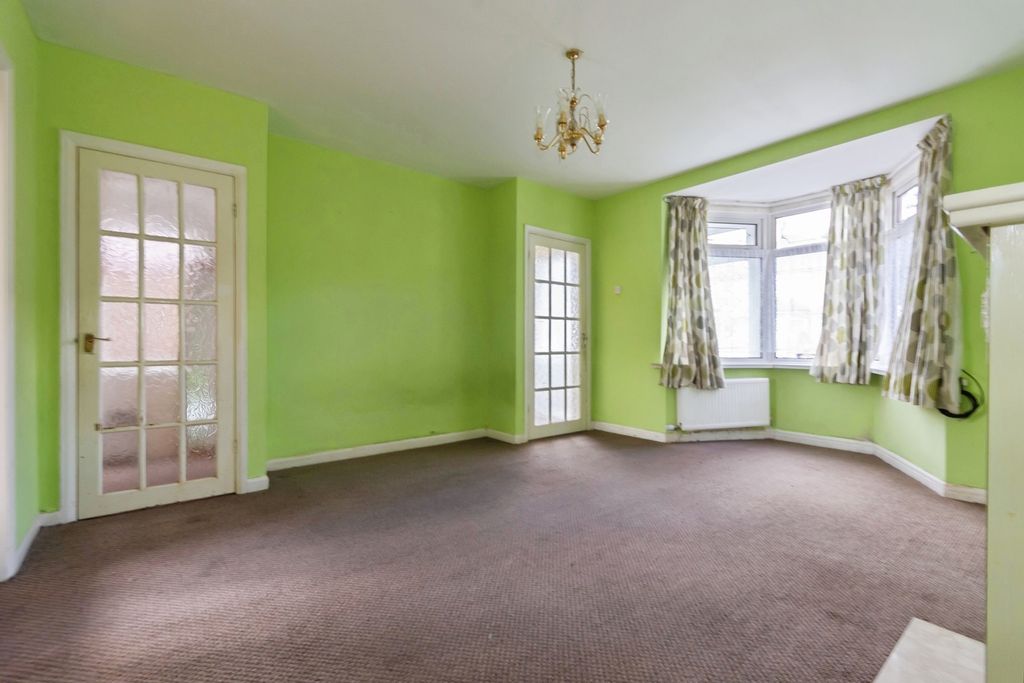 Property photo 2 of 20 Pbox-Img.Jpg
