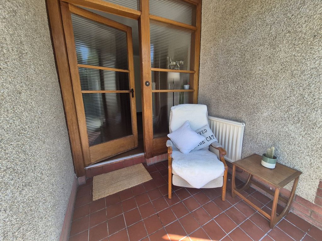 Property photo 3 of 21
