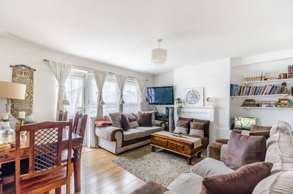 Property photo 1 of 7
