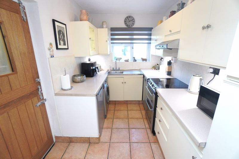 Property photo 3 of 21 Photo 6