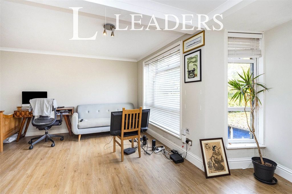 Property photo 3 of 10 Picture No. 03