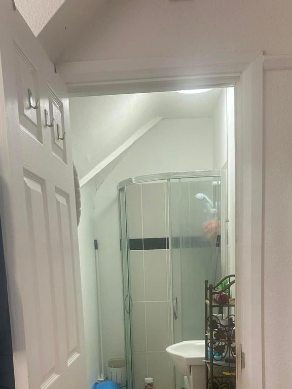 Property photo 2 of 2