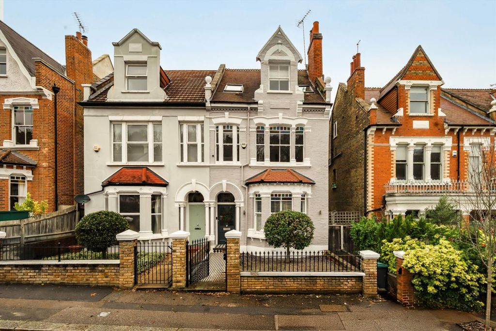 Property photo 1 of 14