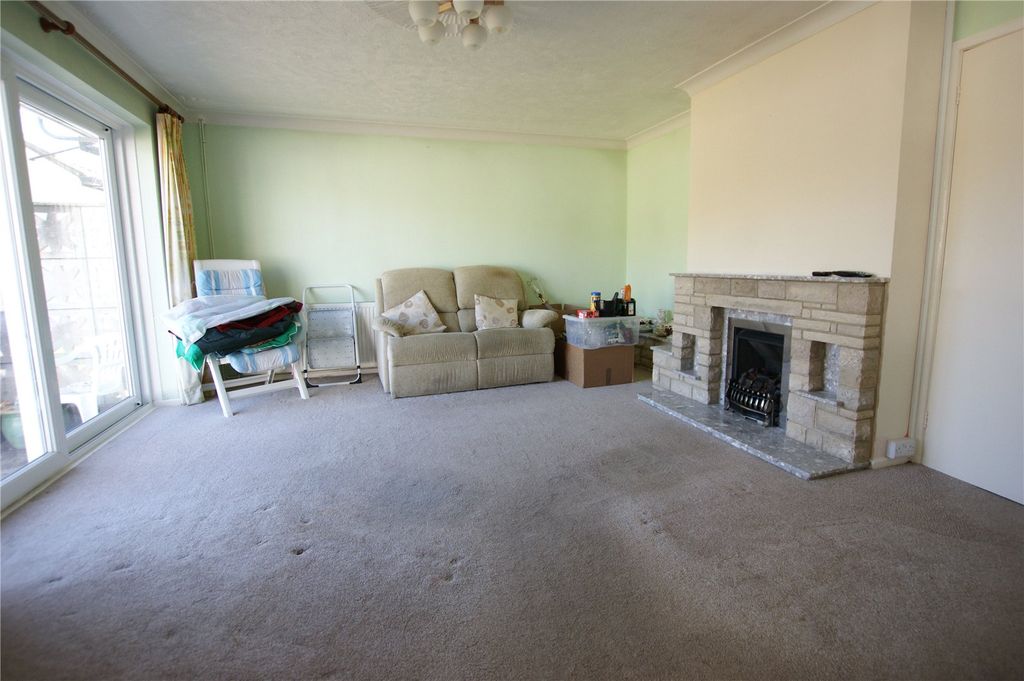 Property photo 3 of 9 Picture No. 04