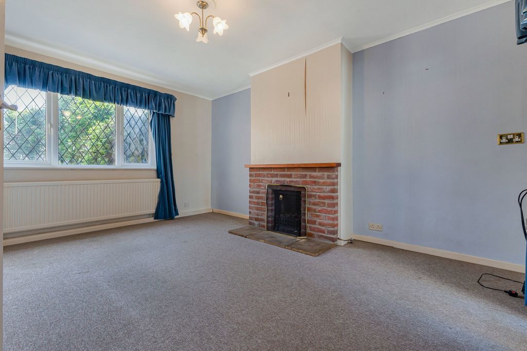 Property photo 3 of 43