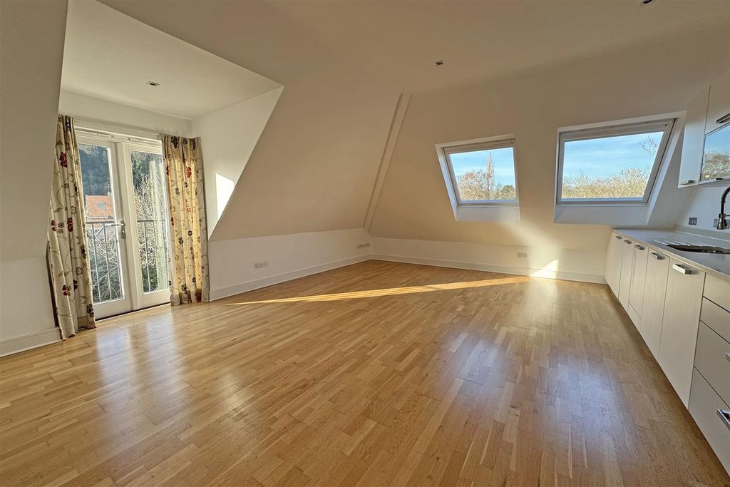 Property photo 1 of 11 Img_0630.Jpg