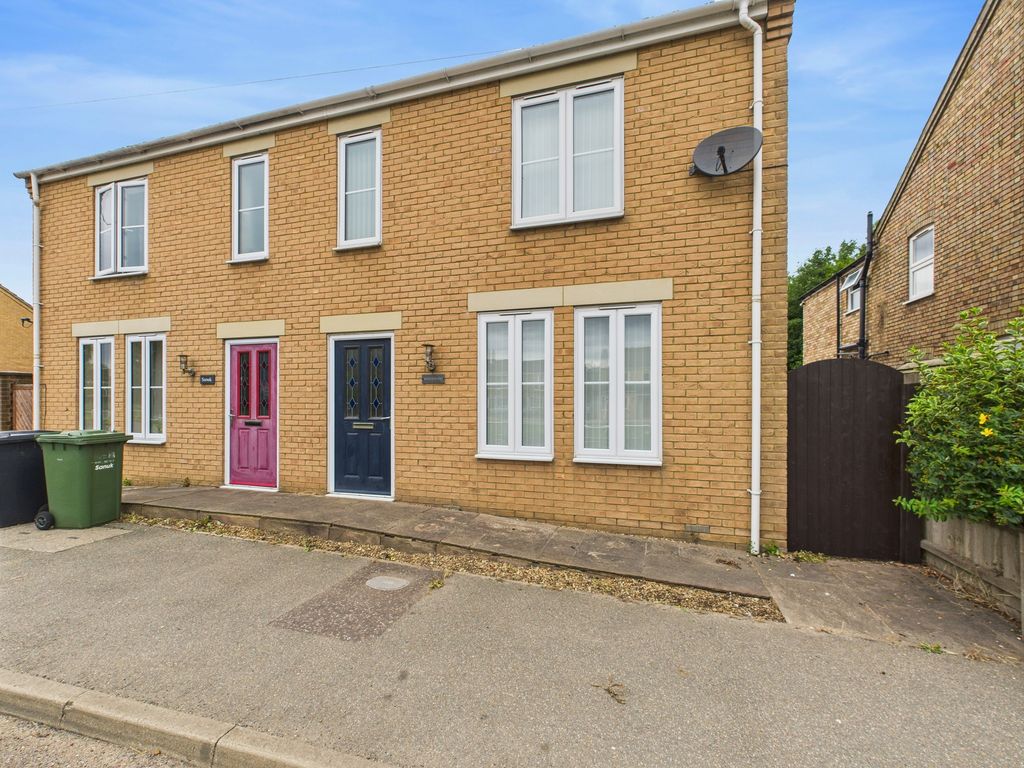 Property photo 1 of 8
