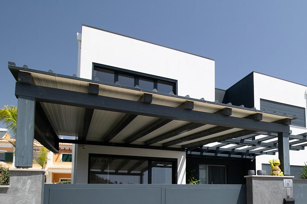 Property photo 2 of 36