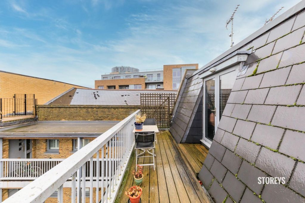 Property photo 3 of 27