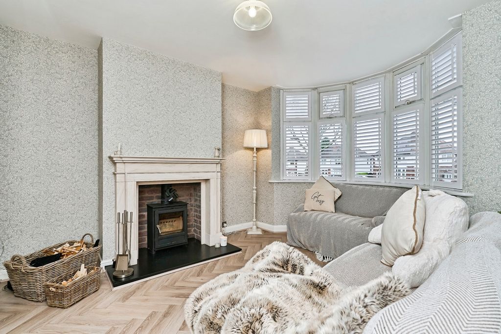 Property photo 2 of 23 Pbox-Img.Jpg