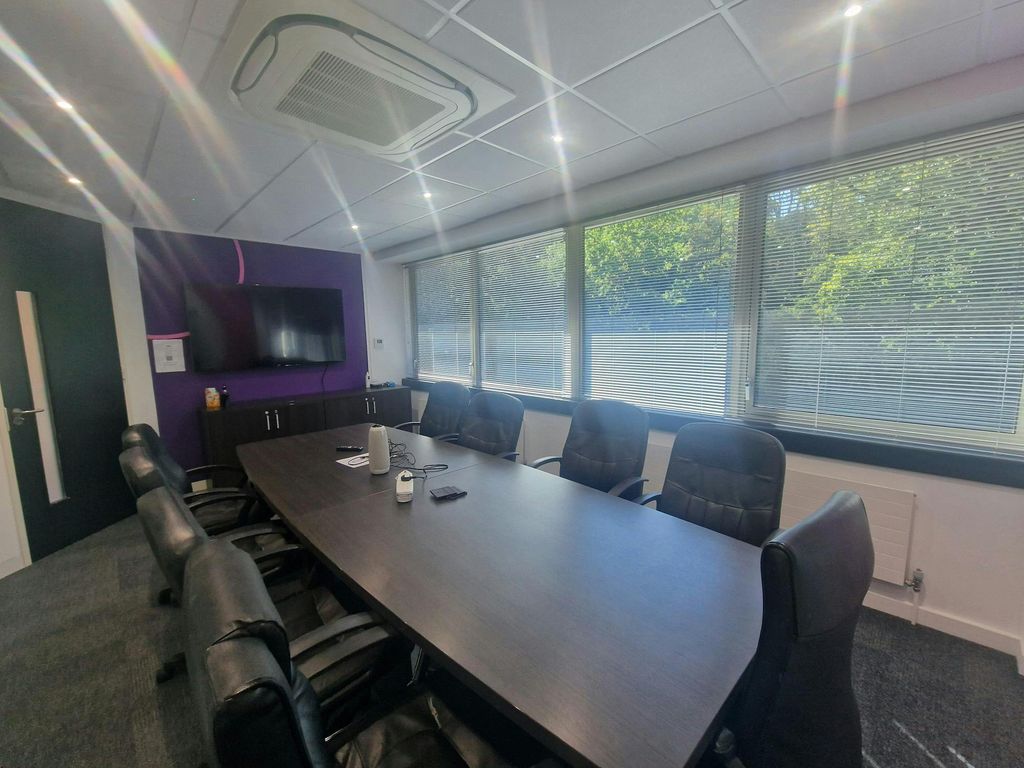 Property photo 3 of 8 20250919_144916.Jpg