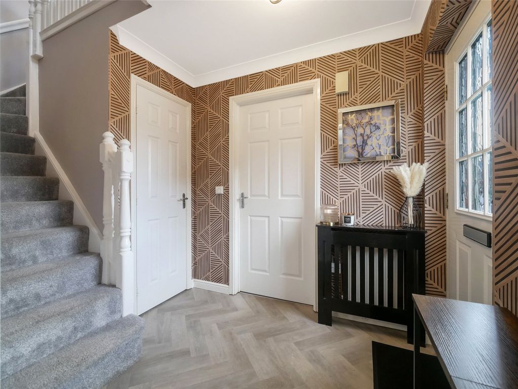 Property photo 2 of 19 Picture No. 03