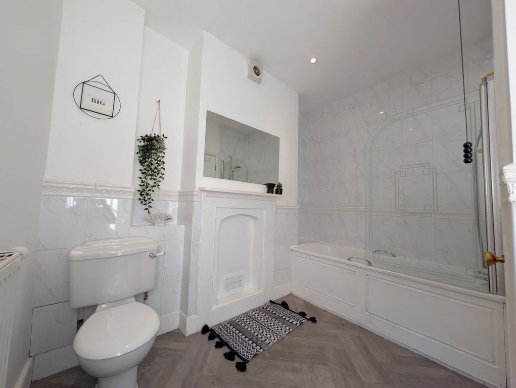 Property photo 3 of 10 Picture No. 04