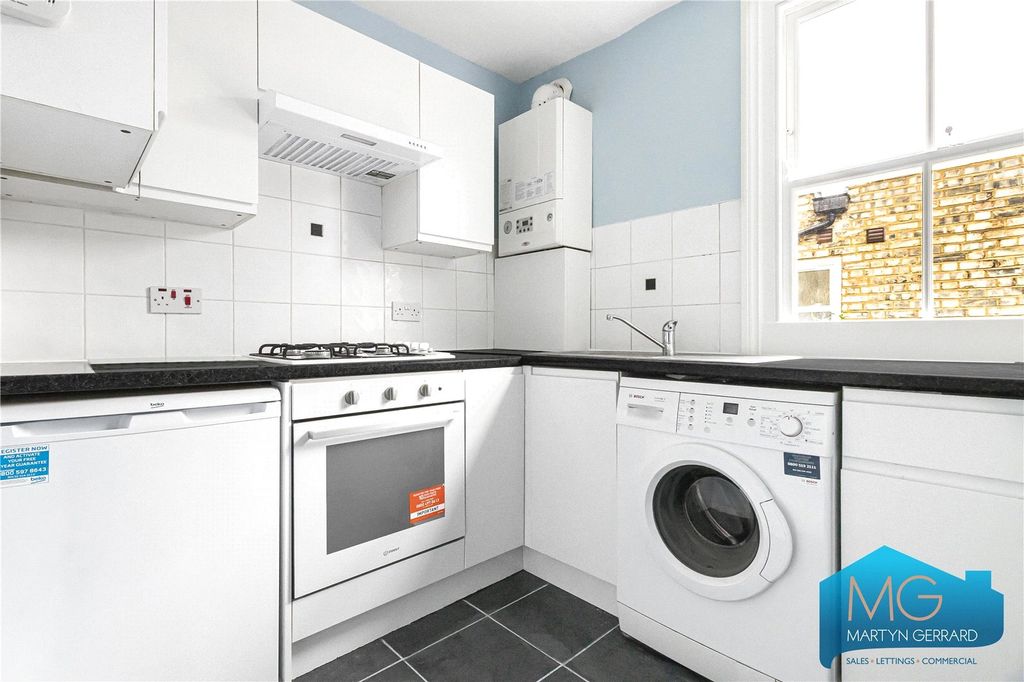 Property photo 3 of 12 Picture No. 08