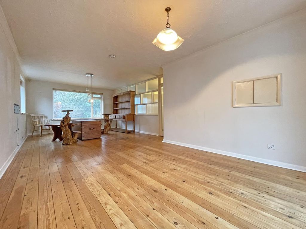 Property photo 3 of 17 Leat Walk 45 - Lounge Dining Room Front.Jpg