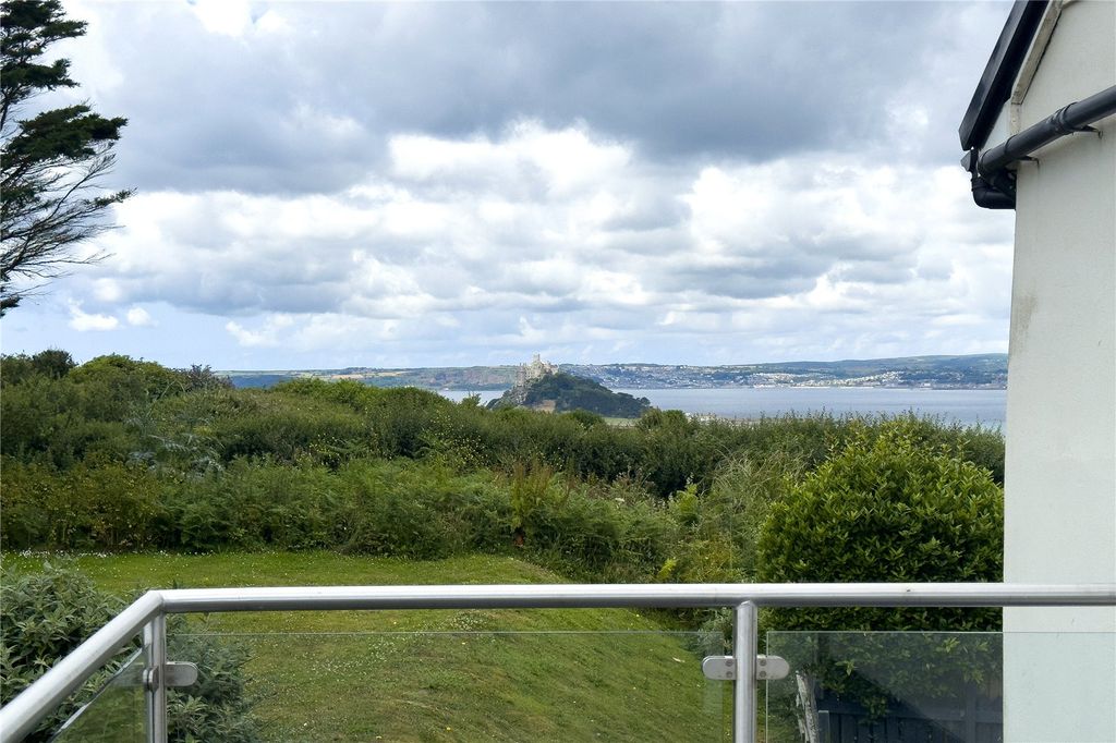Property photo 2 of 13 Picture No. 36