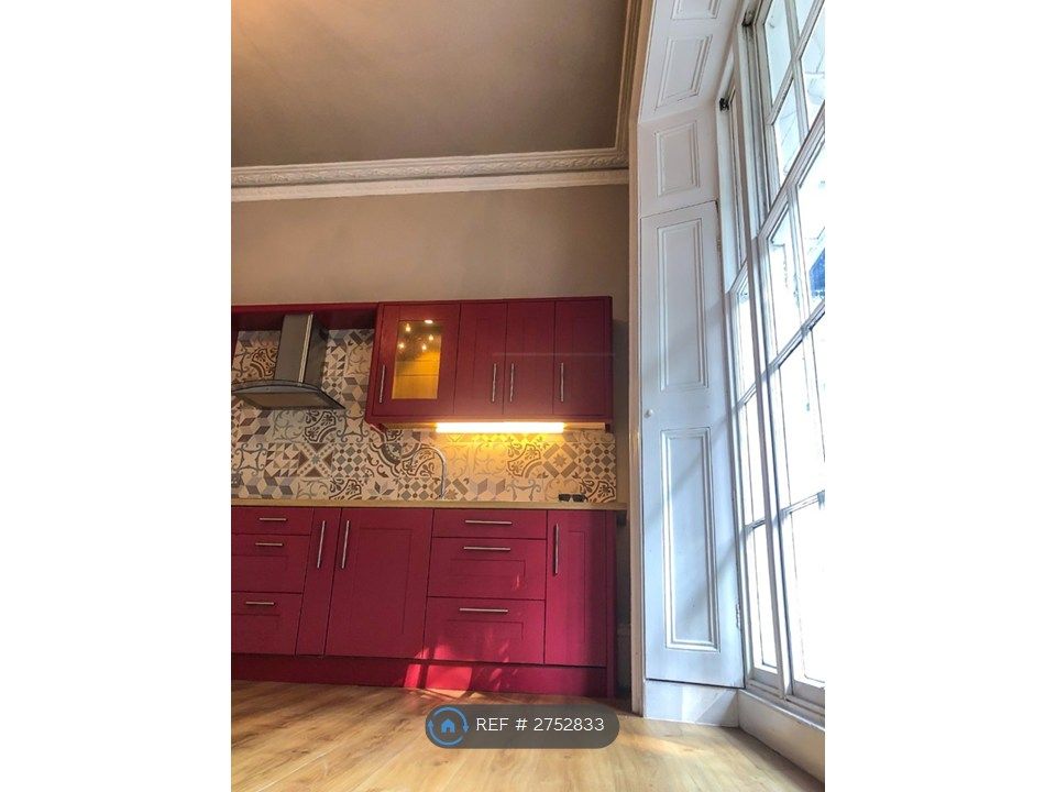 Property photo 3 of 16 Kitchen &amp; Lounge