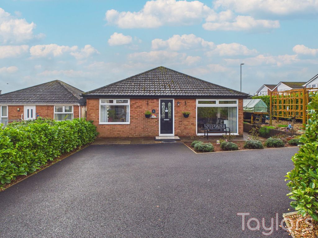 Property photo 1 of 24
