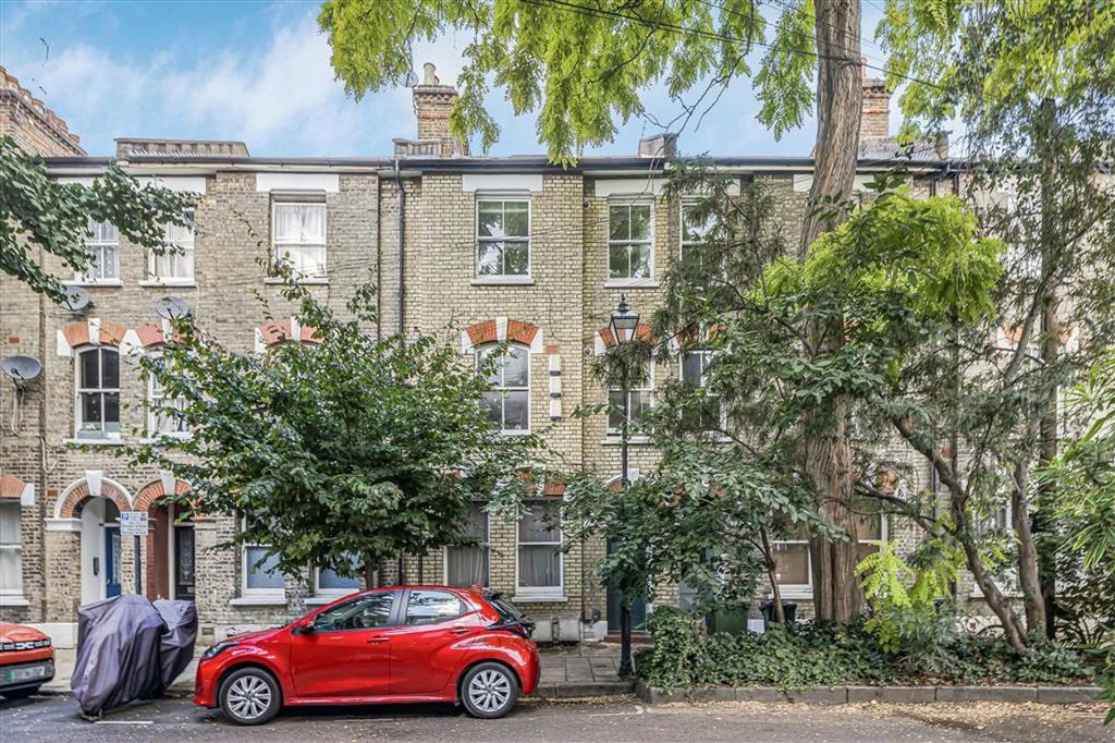 Property photo 1 of 7