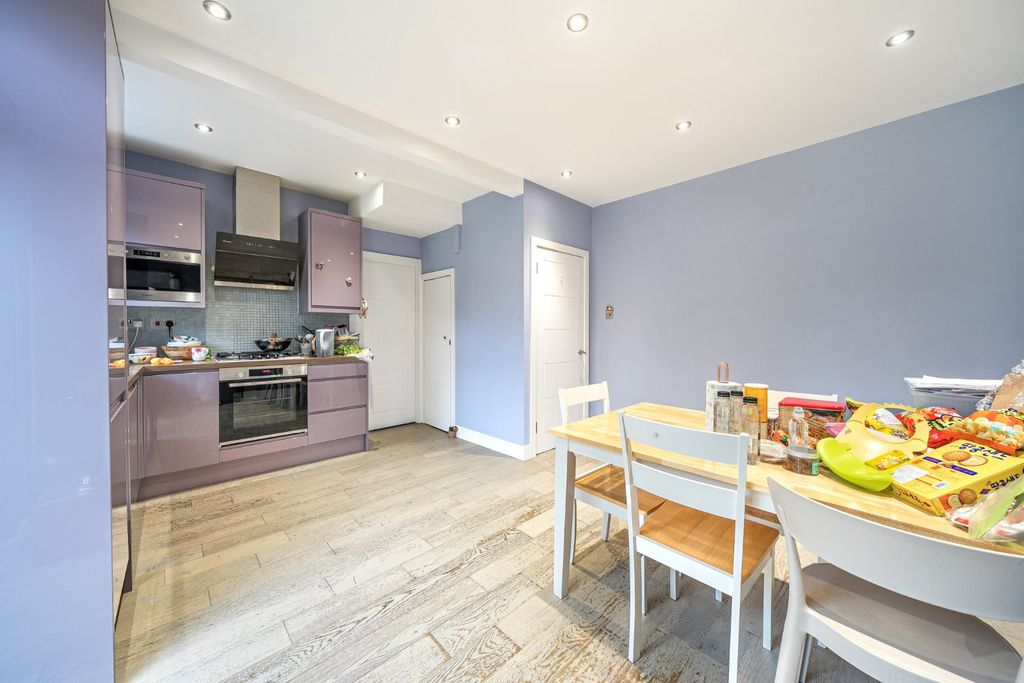 Property photo 3 of 14 Picture No. 45