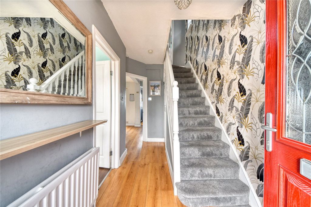 Property photo 2 of 21 Picture No. 22