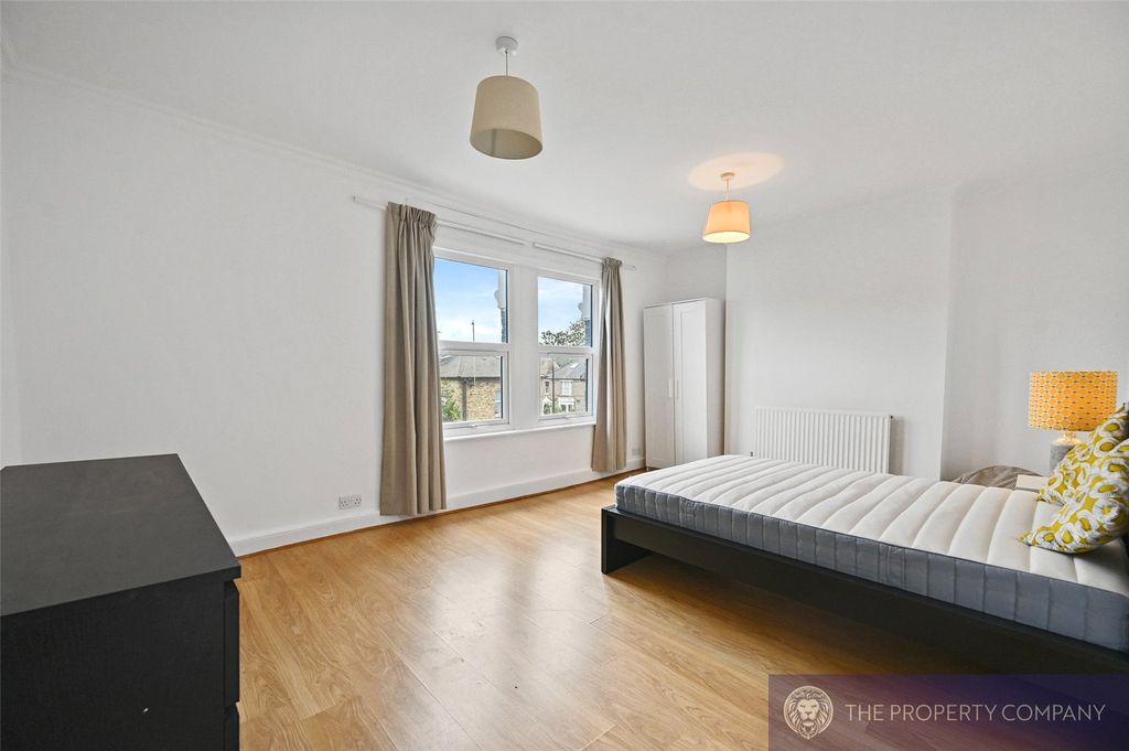 Property photo 3 of 9 Picture No. 23