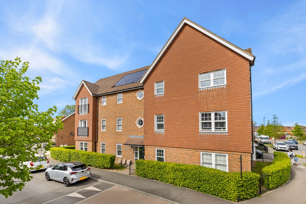 Property photo 3 of 11 Image16.Jpg
