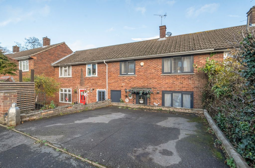 Property photo 1 of 14 1375487-19-6909d9...