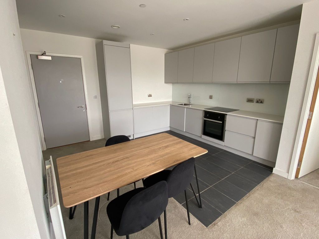 Property photo 3 of 34