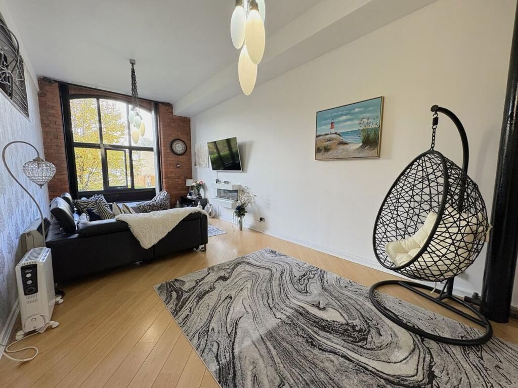 Property photo 1 of 26