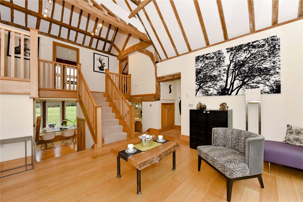 Property photo 2 of 12 Sitting Room