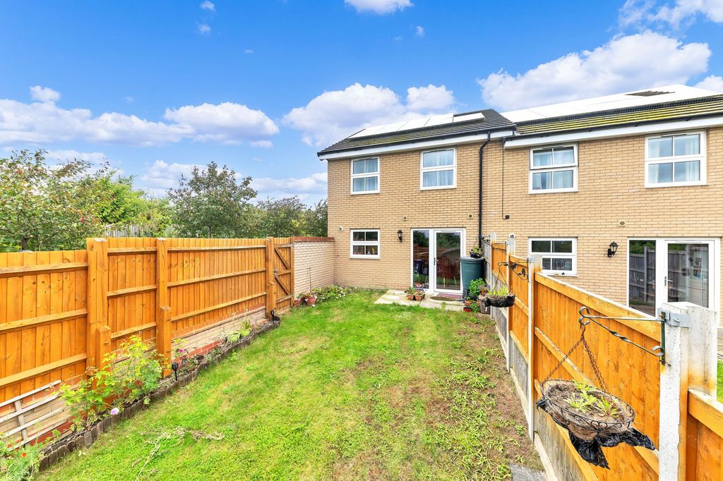 Property photo 2 of 13