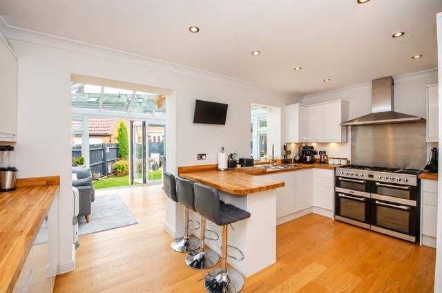 Property photo 3 of 31 Kitchen-Breakfast Room.Png