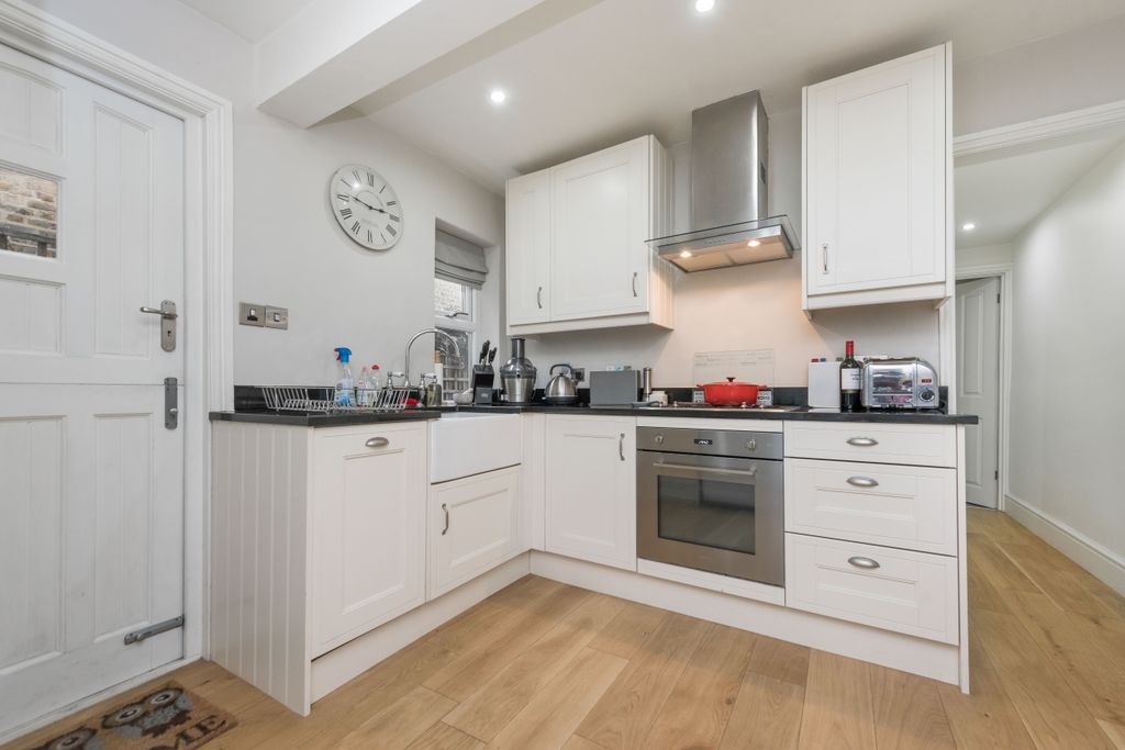 Property photo 3 of 5 006--Full