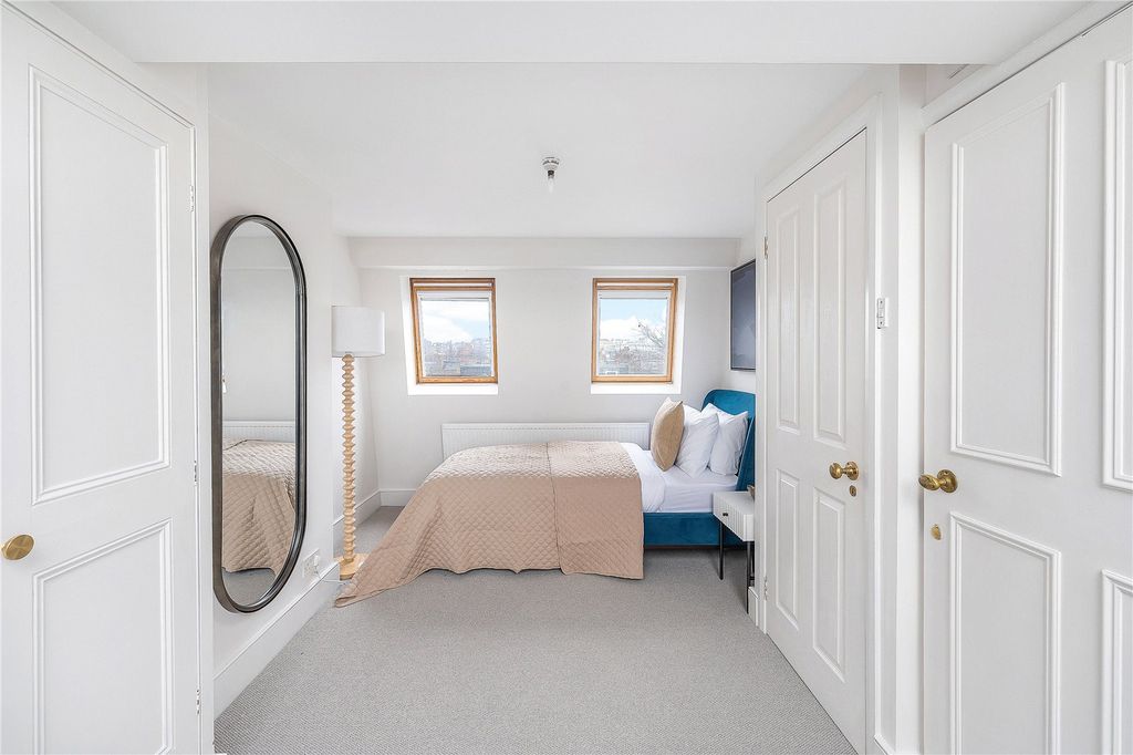 Property photo 3 of 44 Picture No. 29