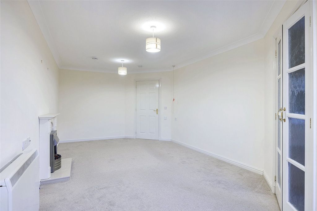 Property photo 3 of 9 Picture No. 11