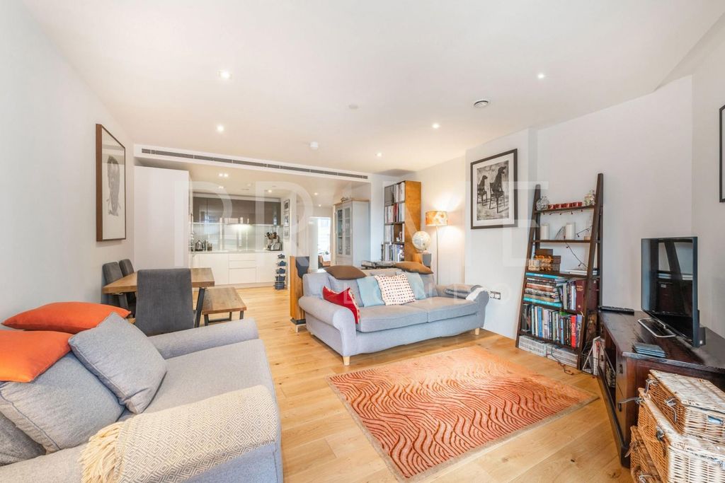 Property photo 3 of 22 Aee3 (13).Jpg