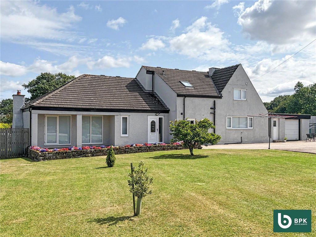Property photo 1 of 36 Picture No. 76