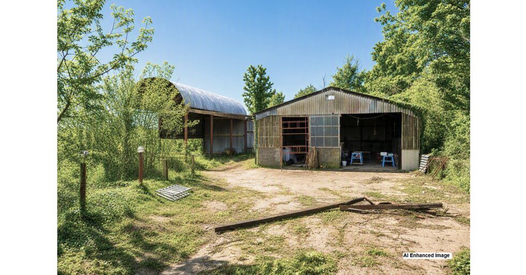 Property photo 3 of 12