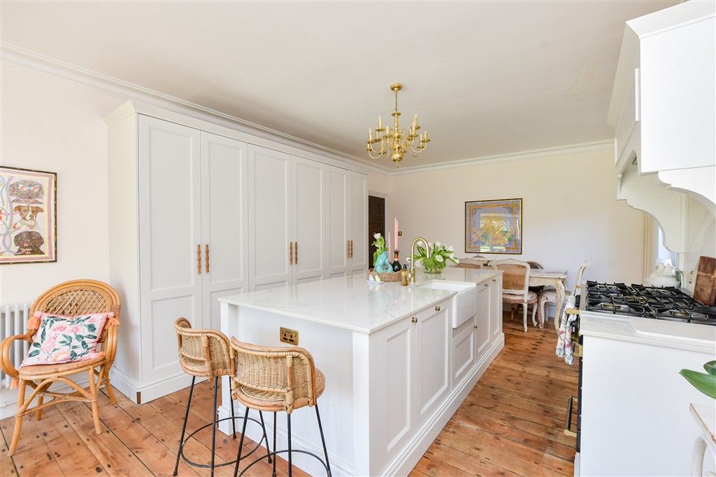 Property photo 3 of 19 Kitchen/Diner