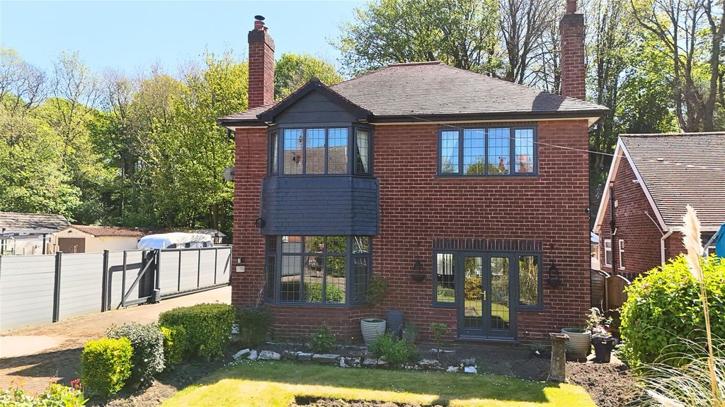Property photo 1 of 46 Untitled Design (45).Png