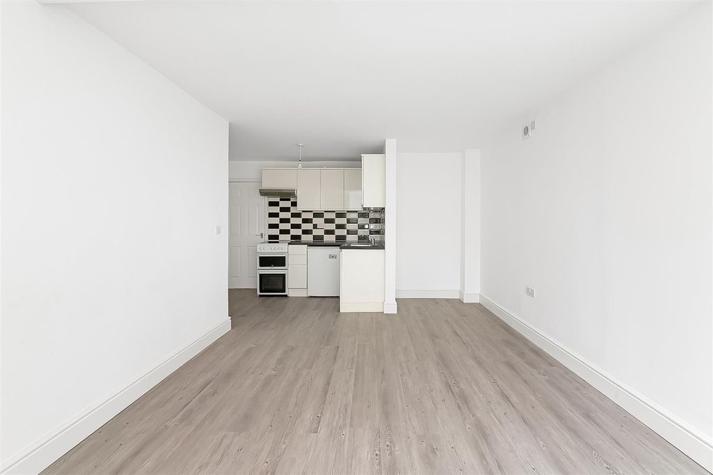 Property photo 3 of 18 Reception Room/Kitchen