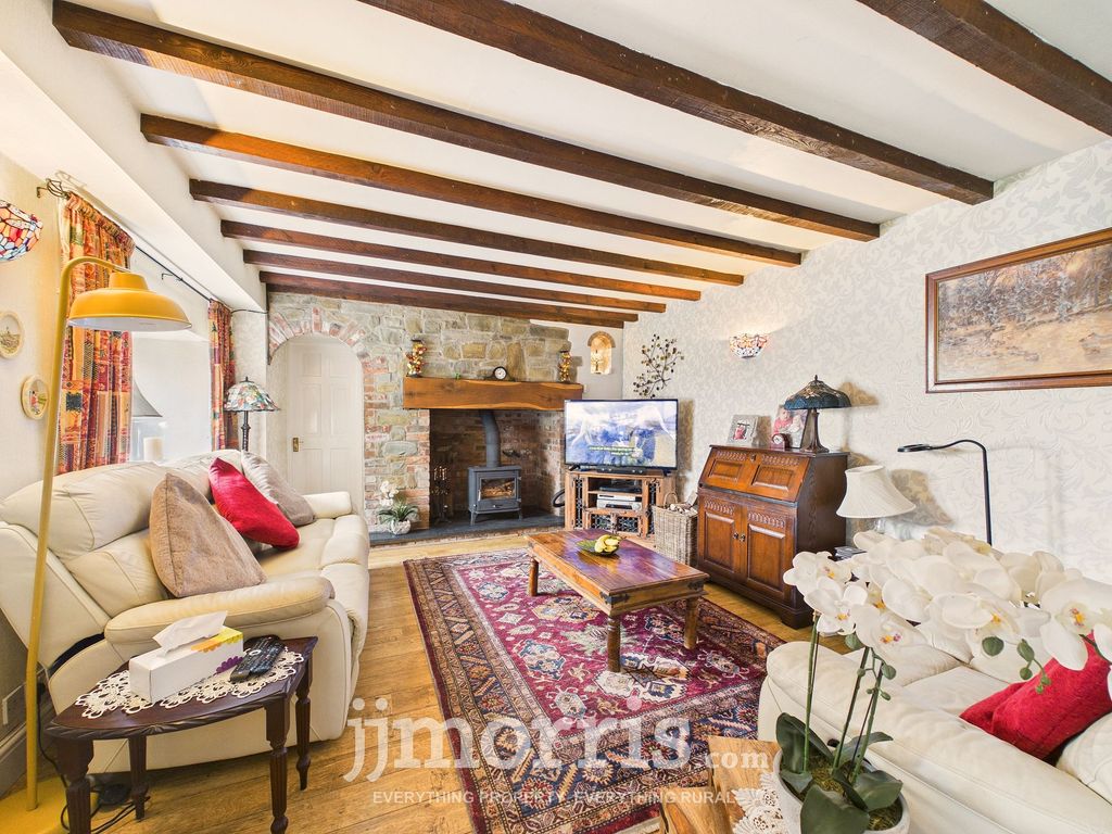 Property photo 3 of 47
