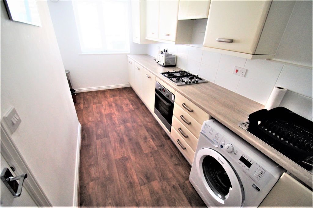 Property photo 2 of 16