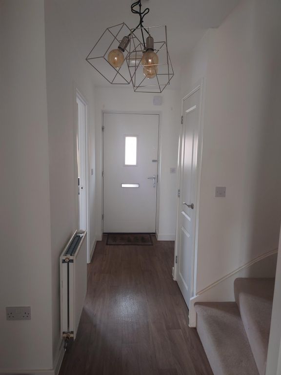 Property photo 2 of 16 Hallway.Jpeg