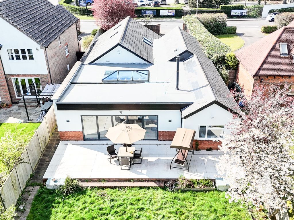 Property photo 3 of 33 3047338