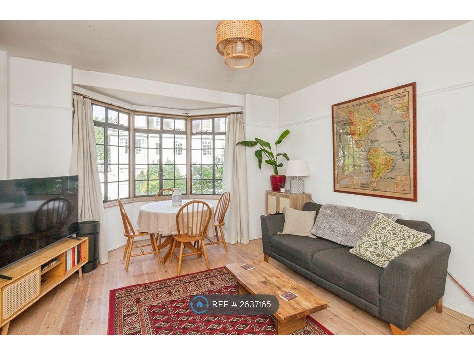 Property photo 3 of 35