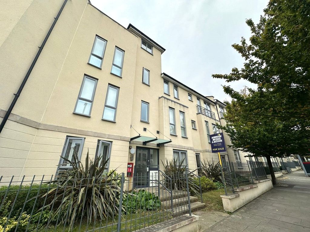 Property photo 1 of 12 Picture No. 15